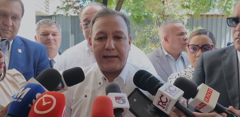Abel Martínez asiste al velatorio de Rodríguez Marchena