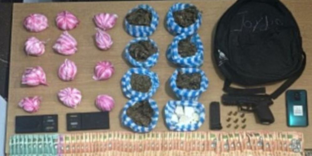 DICRIM ocupa sustancias narcóticas, pistola y escopeta ilegal durante operativos en SDN