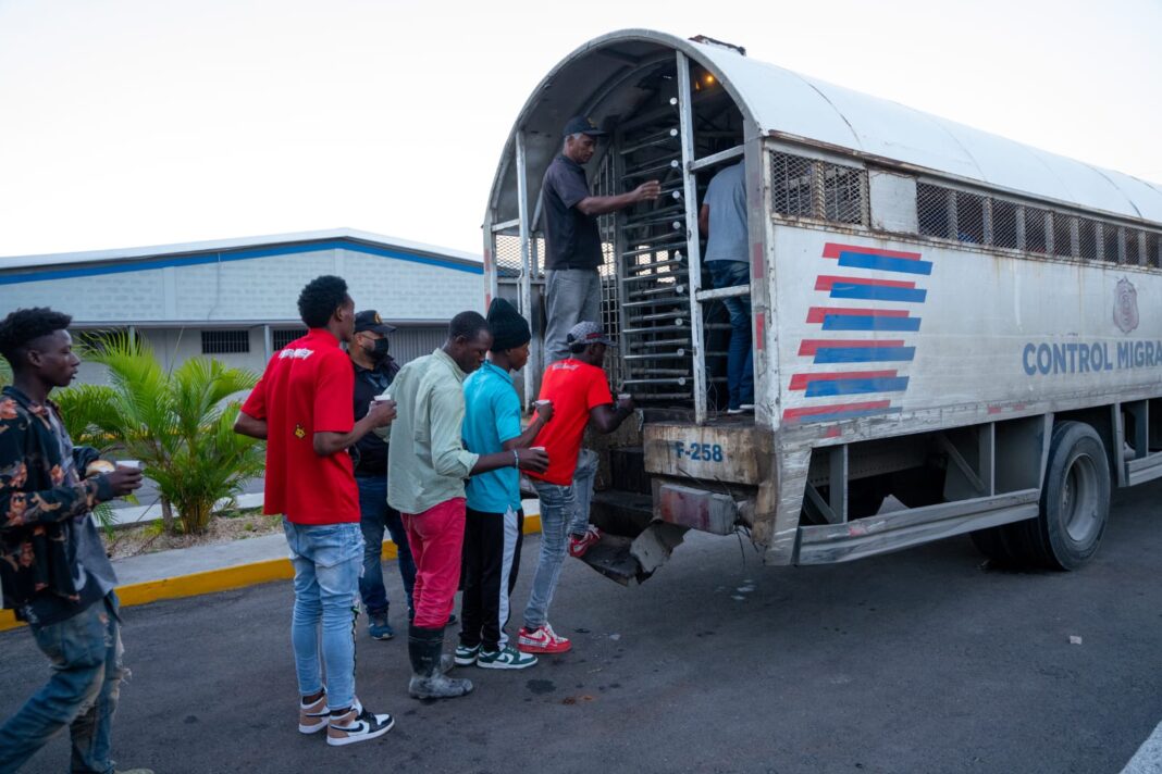 Más de dos mil personas han sido detenidas por situación migratoria irregular