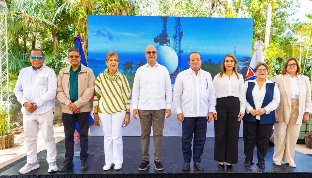 IDAC pone en marcha moderno radar meteorológico en Loma Isabel de Torres