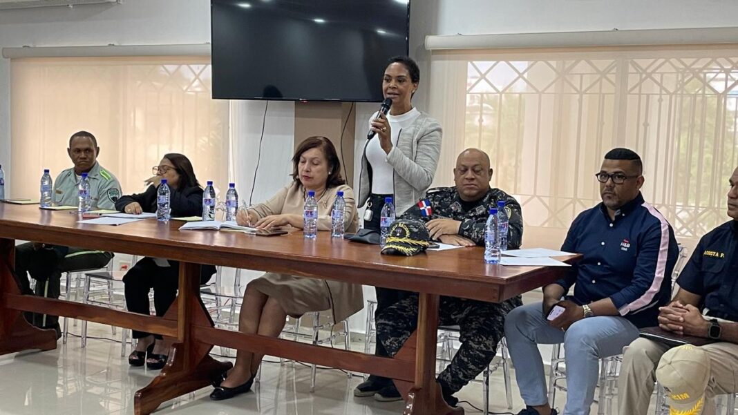 Viceministra de Interior y Policía da seguimiento a temas de seguridad y convivencia ciudadana en Bonao