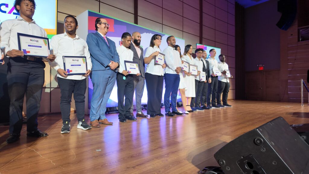 Rector del ITLA destaca inversión estatal de RD$15.8 millones en becas a jóvenes de escasos recursos - Noticias de hoy en República Dominicana | De Último Minuto