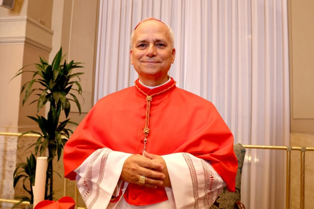 El nuevo papa es el cardenal estadounidense Roberto Francisco Prevost y se llamará León XIV