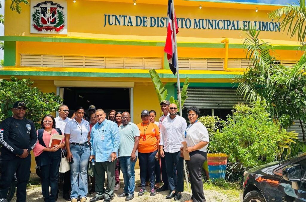 Formalizan acuerdo de colaboración interinstitucional en beneficio de la comunidad El Limón - Noticias de hoy en República Dominicana | De Último Minuto