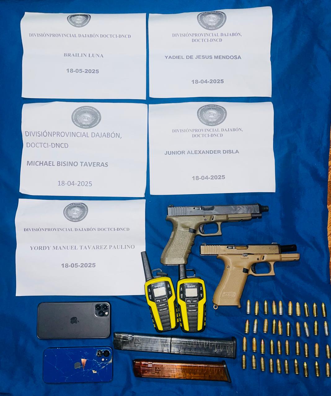 Autoridades apresan a 10 personas con drogas y armas ilegales en Dajabón y Montecristi - Noticias de hoy en República Dominicana | De Último Minuto