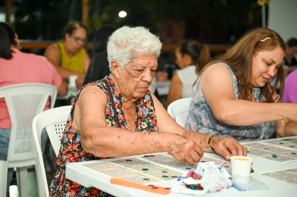 Alcaldía de Santiago celebra el Día de las Madres con música, bingo y zumba - Noticias de hoy en República Dominicana | De Último Minuto