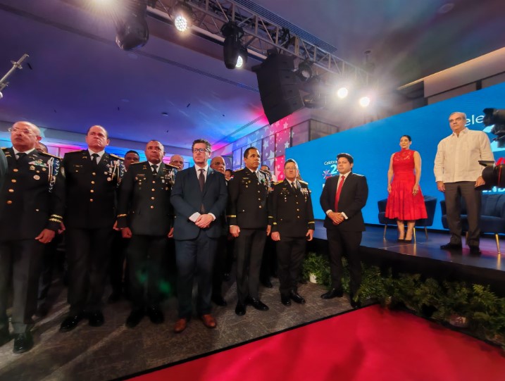 Embajada de EEUU celebra 249 aniversario de su Independencia con presencia del presidente Abinader - Noticias de hoy en República Dominicana | De Último Minuto