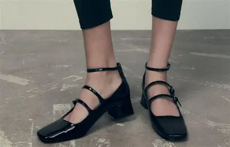 Mary Jane 2025: El retorno de un calzado nostálgico pero versátil - Noticias de hoy en República Dominicana | De Último Minuto