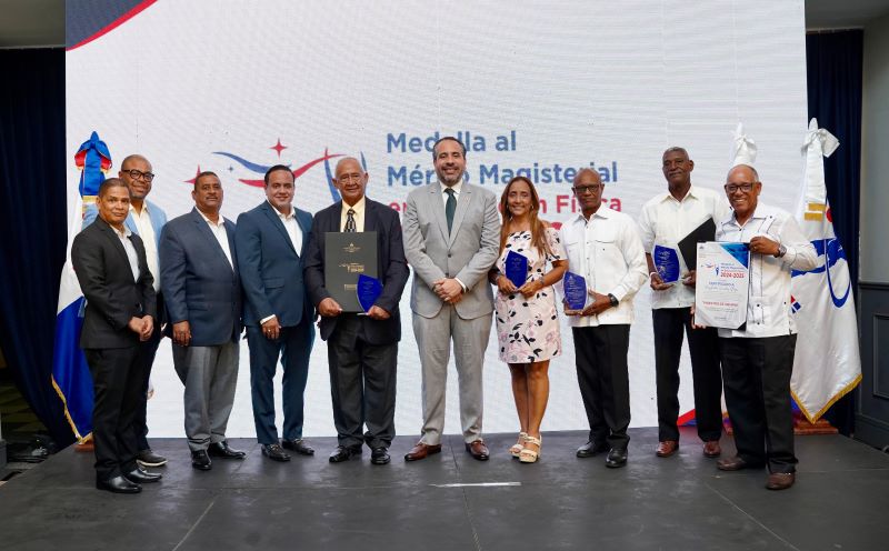 INEFI distingue a docentes por su impacto en la educación física y el deporte escolar - Noticias de hoy en República Dominicana | De Último Minuto