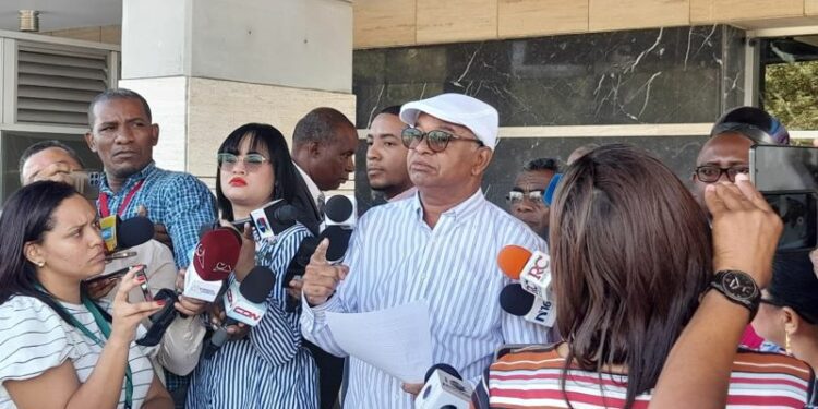 Someten a la PGR y a varios fiscales de SDE por daños y perjuicios contra el ciudadano Víctor Scharboy