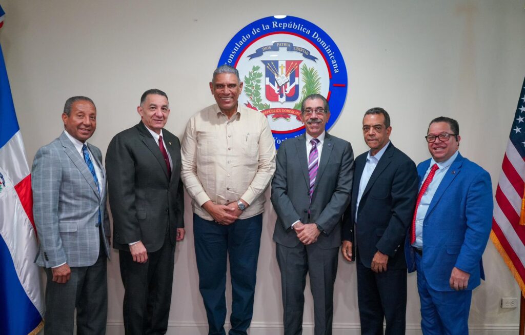 Jorge Asjana realiza visita oficial al Cónsul Dominicano en Nueva York | 2 | Jorge Asjana realiza visita oficial al Cónsul Dominicano en Nueva York
