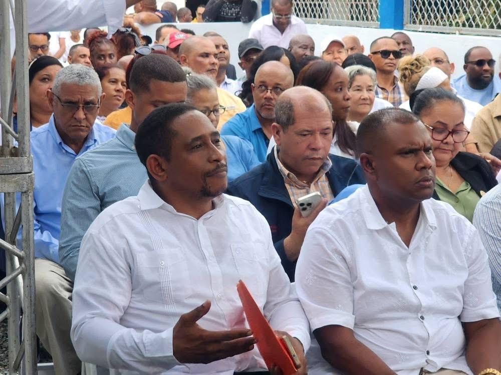 Ángel de la Cruz deja inaugurado centro comunal en Bonao - Noticias de hoy en República Dominicana | De Último Minuto