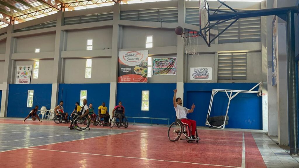 Atletas con discapacidad solicitan ayuda para representar a RD en torneo internacional - Noticias de hoy en República Dominicana | De Último Minuto