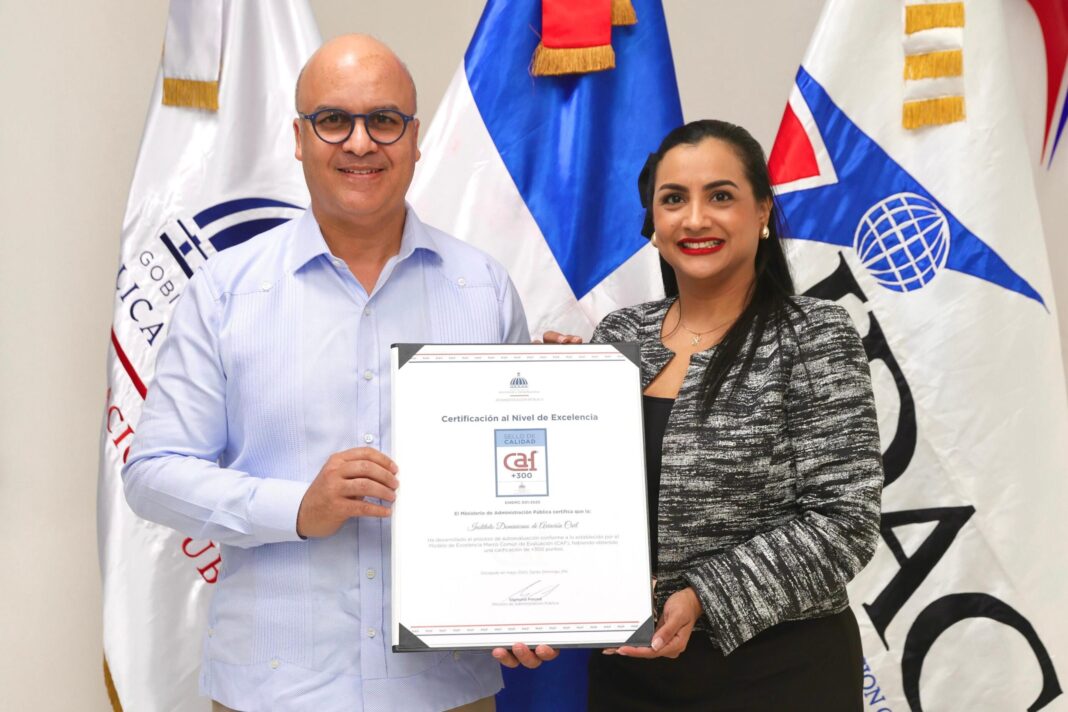 IDAC es recertificado en categoría Nivel de Excelencia Sello CAF por el MAP
