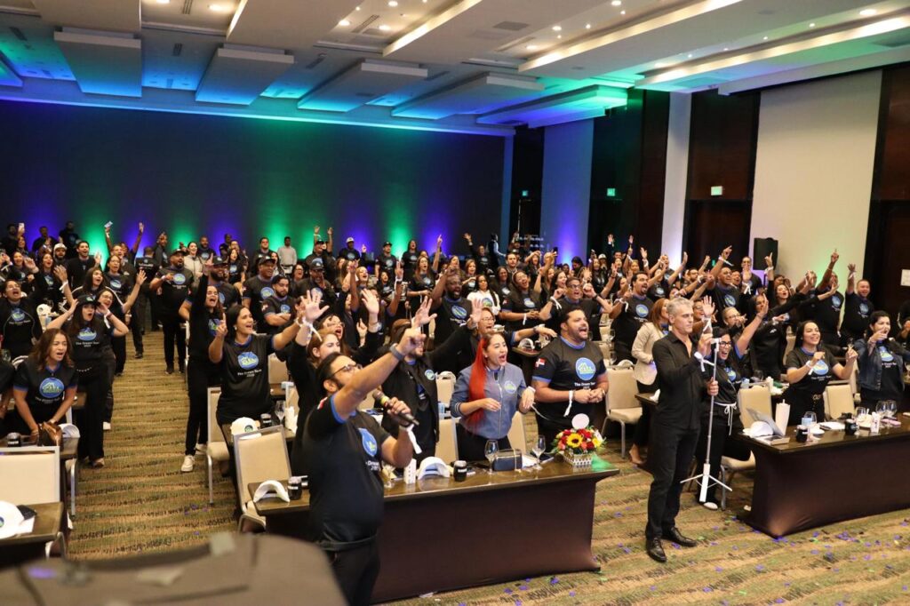 Tu Casa RD celebra convención “The Dream Team 2025” con más de 200 asesores - Noticias de hoy en República Dominicana | De Último Minuto
