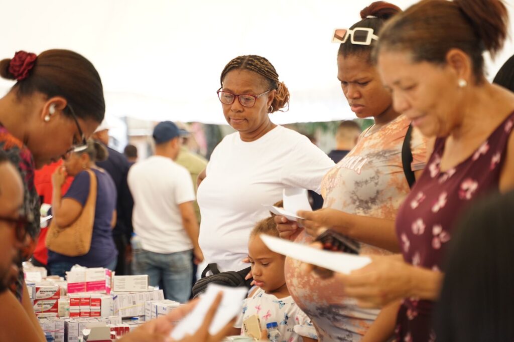 Villa Mella se moviliza en nueva jornada de acción social “La Alcaldía en el Barrio” - Noticias de hoy en República Dominicana | De Último Minuto
