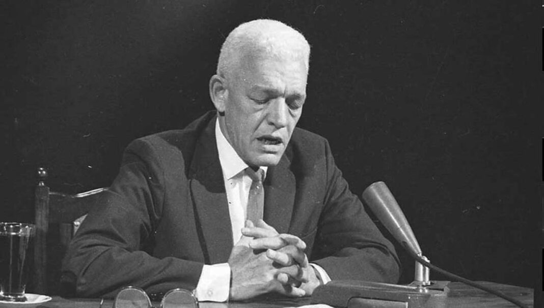 Biografía de Juan Bosch en De Último Minuto
