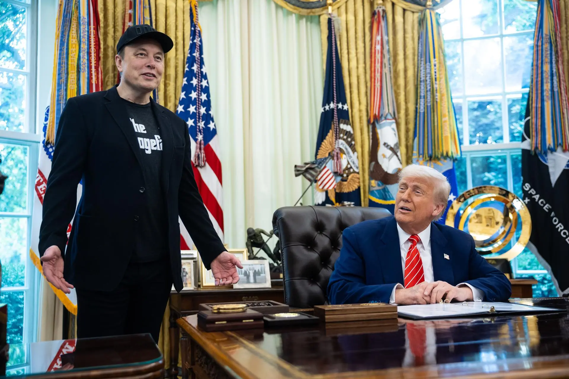 El 'bromance' Trump-Musk se derrumba entre acusaciones mutuas por el plan fiscal