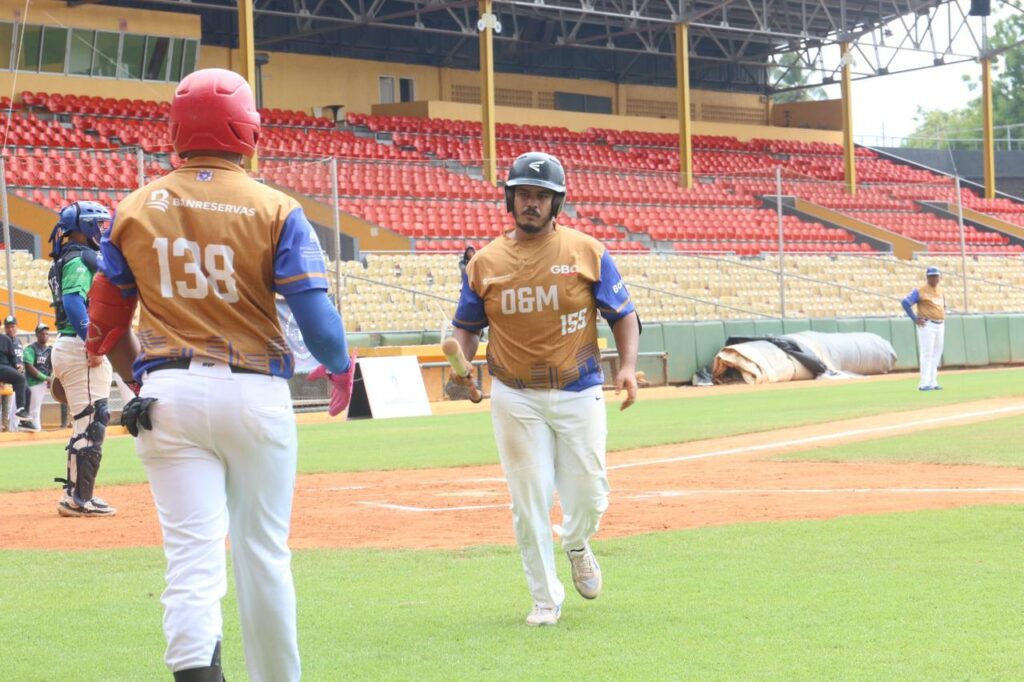 ITLA conquista tres triunfos en la Liga de Béisbol Universitario - Noticias de hoy en República Dominicana | De Último Minuto