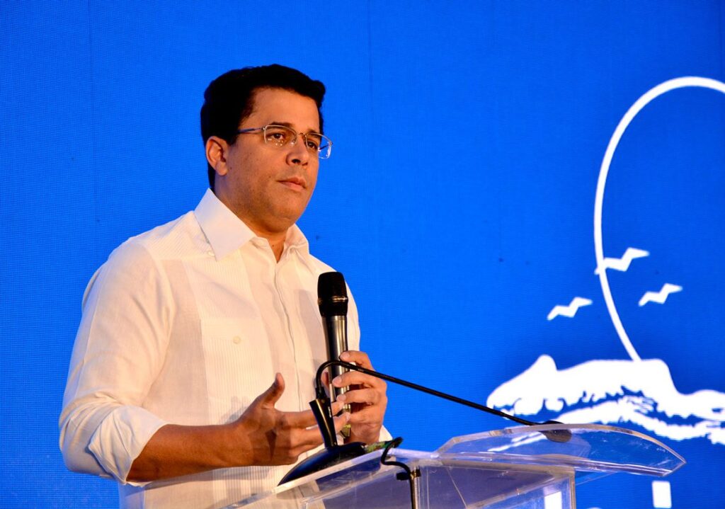 ¡David Collado y Kelvin Cruz! ACD Media pública los 5 funcionarios mejor valorados - Noticias de hoy en República Dominicana | De Último Minuto