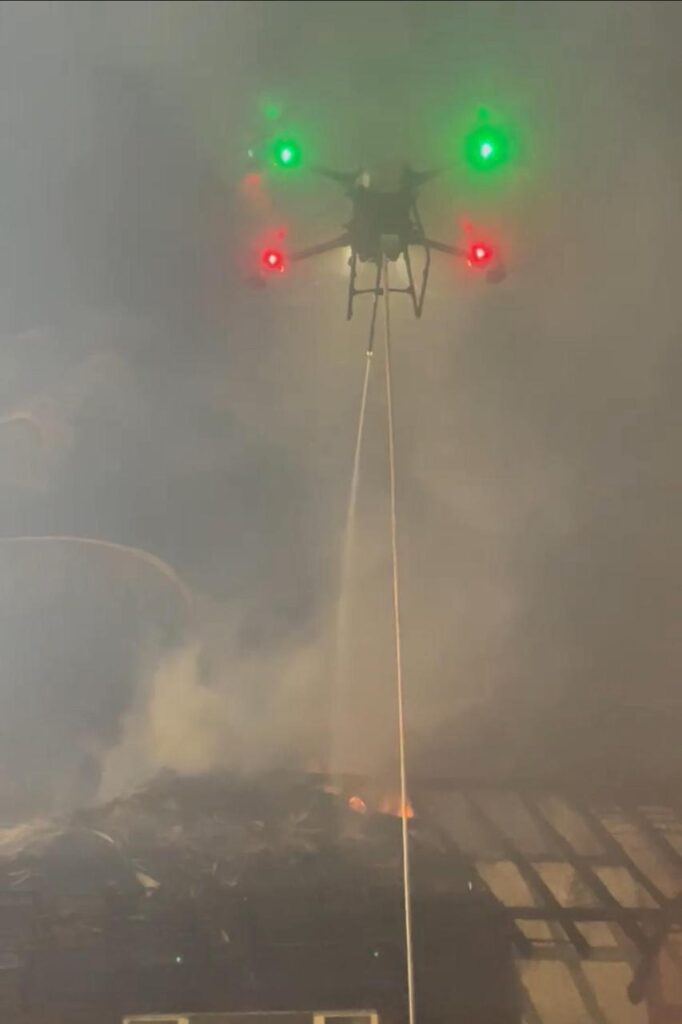 Drones del 9-1-1 con cámaras térmicas apoyaron labores de extinción de incendio en Cap Cana - Noticias de hoy en República Dominicana | De Último Minuto