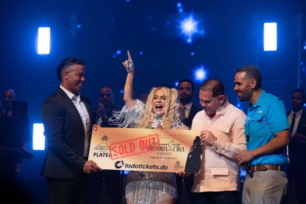 Miriam Cruz deslumbrante en el Gran Teatro del Cibao con “La Historia de una Diva” - Noticias de hoy en República Dominicana | De Último Minuto