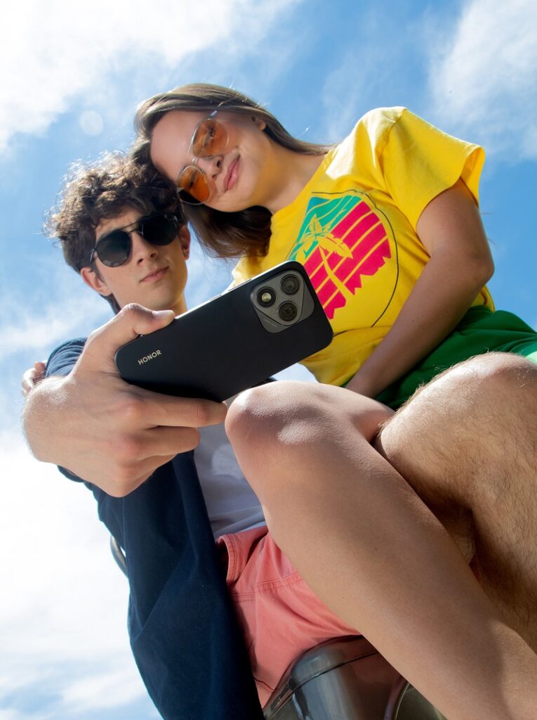 HONOR lanza la Serie 400: fotografía AI de 200MP, batería de 6000 mAh y edición inteligente para usuarios creativos - Noticias de hoy en República Dominicana | De Último Minuto