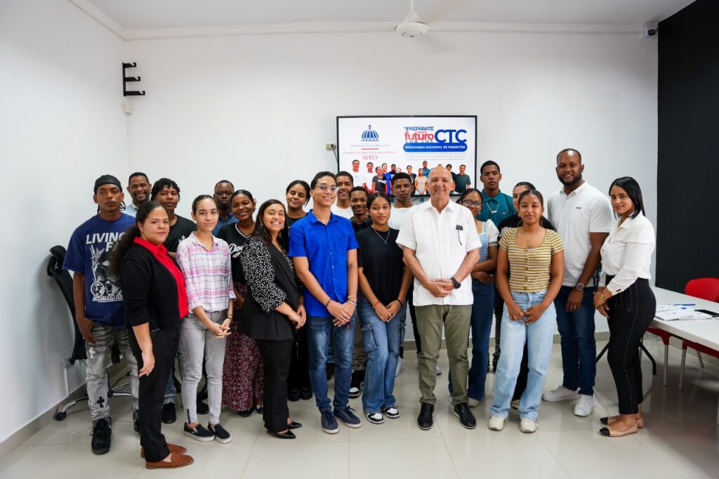CTC impulsa programa de “Empleo Tecnológico” para jóvenes en sectores estratégicos - Noticias de hoy en República Dominicana | De Último Minuto