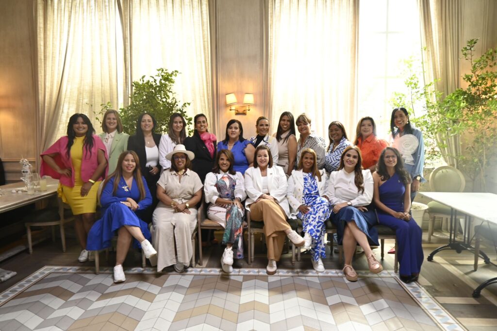 Empresarias en Tenis RD-USA celebran encuentro para mujeres líderes de la diáspora - Noticias de hoy en República Dominicana | De Último Minuto