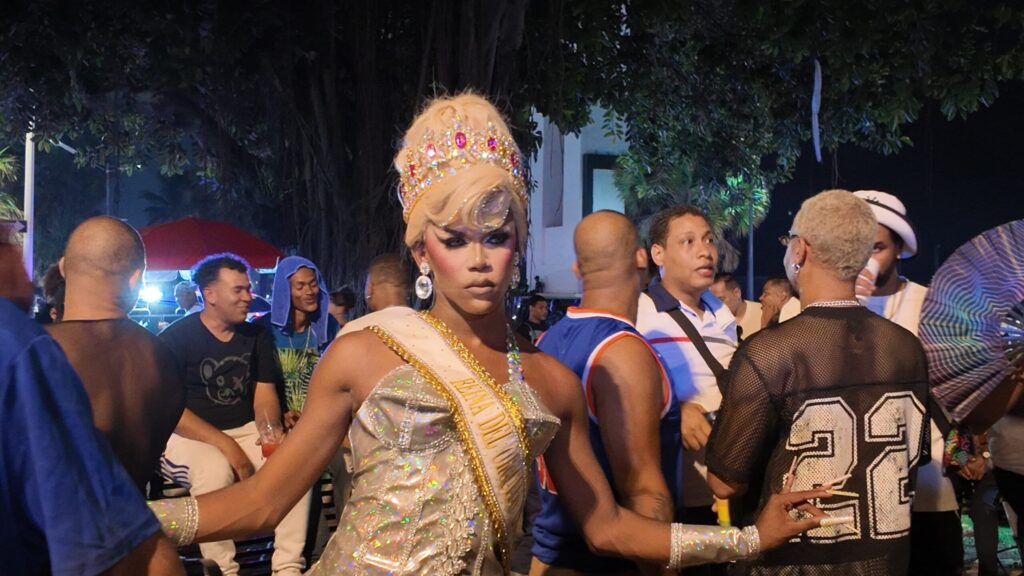 Entre alegría y reclamos, la comunidad LGBTIQ+ exige apoyo real del gobierno - Noticias de hoy en República Dominicana | De Último Minuto