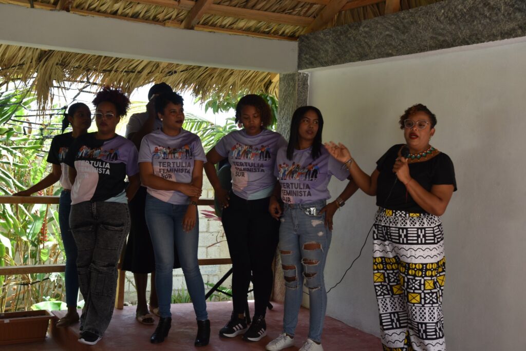 Mujeres afro de la Región Enriquillo lanzan el proyecto FAME - Noticias de hoy en República Dominicana | De Último Minuto