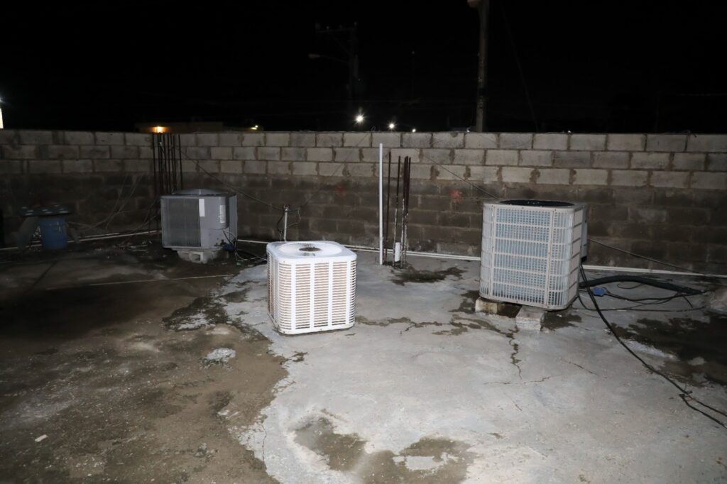 Pgase y Edeeste desmantelan conexión eléctrica ilegal en centro de diversión en Brisas del Este - Noticias de hoy en República Dominicana | De Último Minuto