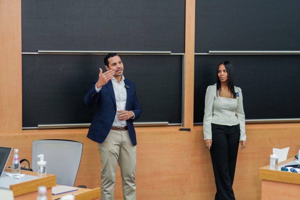 Banco Popular impulsa educación sobre mercado de valores en periodistas y comunicadores - Noticias de hoy en República Dominicana | De Último Minuto