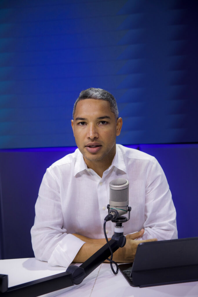 Panelistas de Politikal manifiestan preocupación por "filtración" de decretos en el gobierno - Noticias de hoy en República Dominicana | De Último Minuto