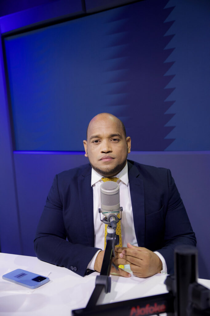 Panelistas de Politikal manifiestan preocupación por "filtración" de decretos en el gobierno - Noticias de hoy en República Dominicana | De Último Minuto