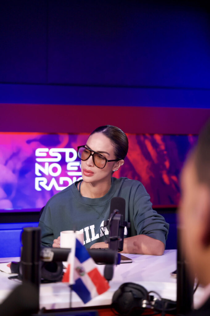 ¡El señor de las flores! Gabi Desangles confiesa que "está conociendo a alguien" - Noticias de hoy en República Dominicana | De Último Minuto