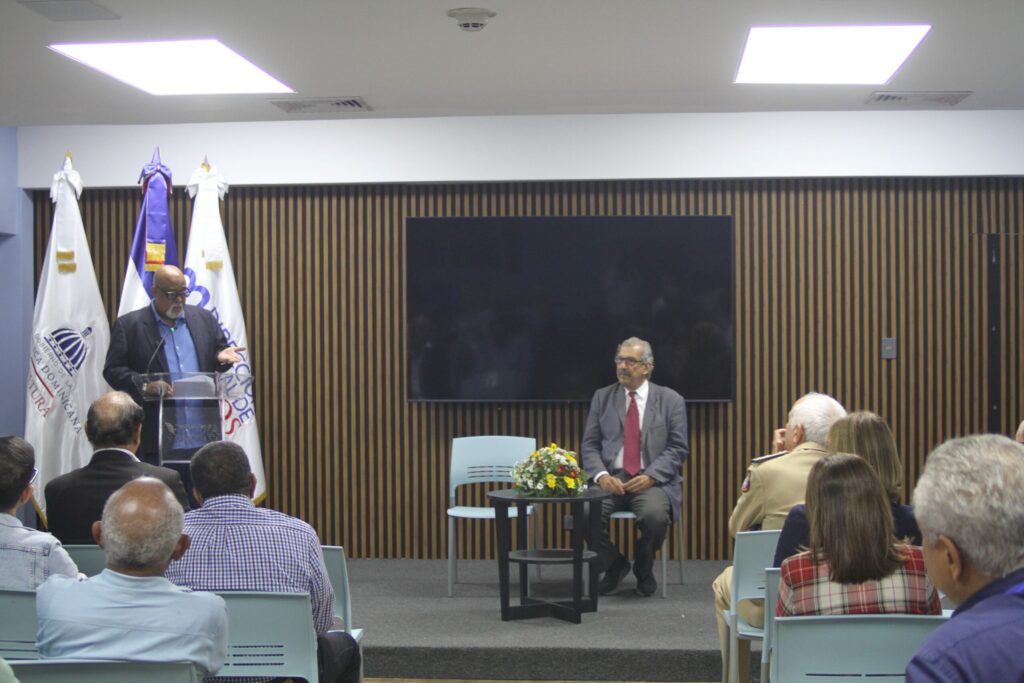 Museo realiza conferencia sobre Guerra Restauradora y su vinculación con el Himno Nacional Dominicano - Noticias de hoy en República Dominicana | De Último Minuto