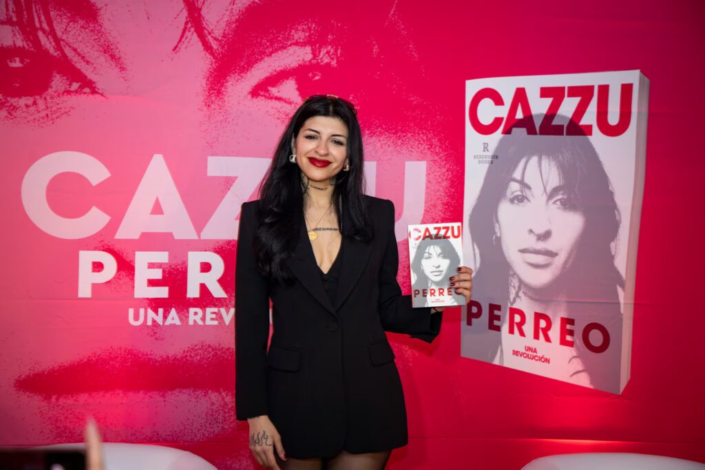 Cazzu incursiona en la literatura con "Perreo, una revolución": un ensayo sobre feminismo y reguetón - Noticias de hoy en República Dominicana | De Último Minuto