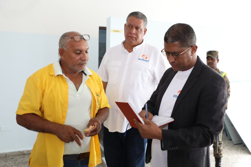 INTRANT supera meta con más de 8,000 inspecciones vehiculares en operativo de la Restauración 2025 - Noticias de hoy en República Dominicana | De Último Minuto