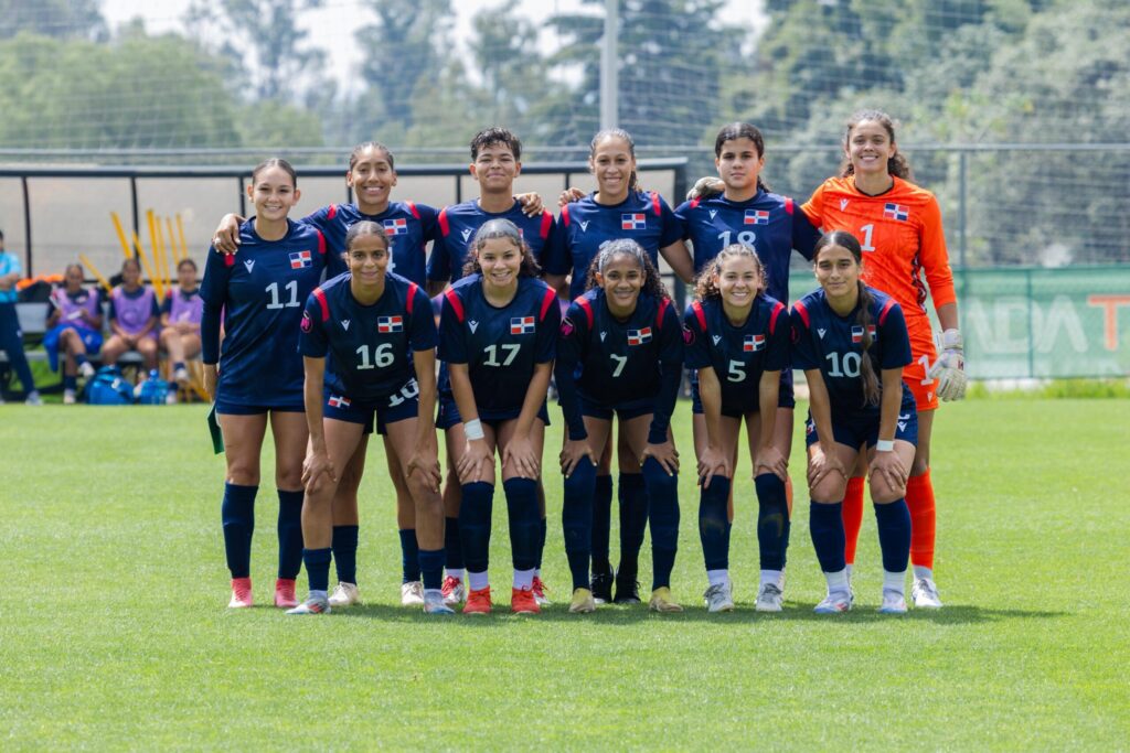 RD se posiciona entre las primeras 100 del fútbol femenino mundial - Noticias de hoy en República Dominicana | De Último Minuto