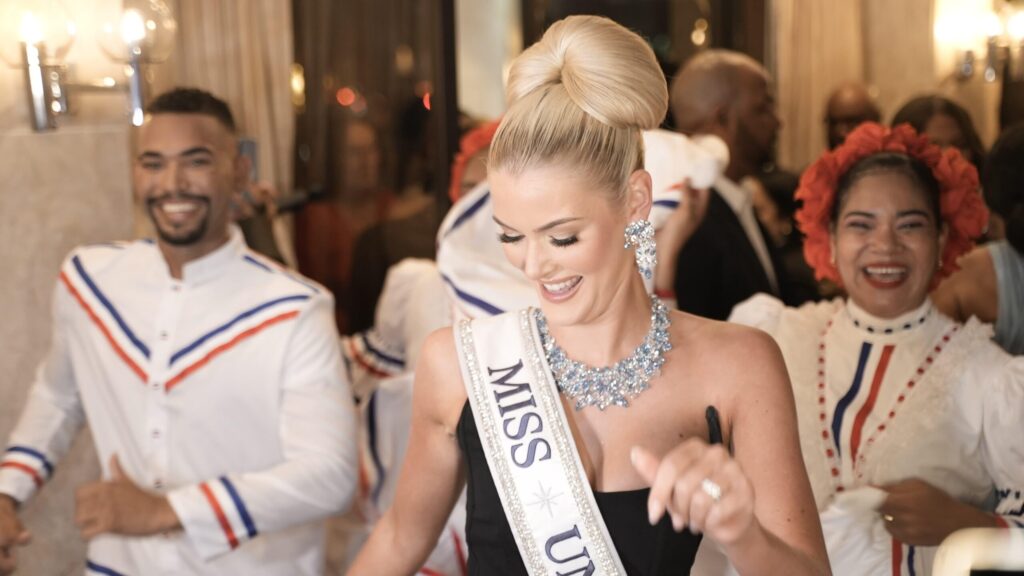 Miss Universo 2024 Victoria Kjaer llega al Miss RD Universo 2025 - Noticias de hoy en República Dominicana | De Último Minuto