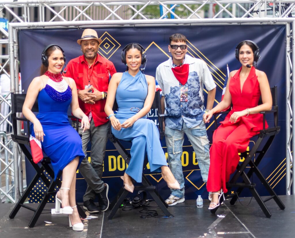 Melissa Santos brilla en el Desfile Dominicano de Manhattan y la Gran Parada del Bronx - Noticias de hoy en República Dominicana | De Último Minuto