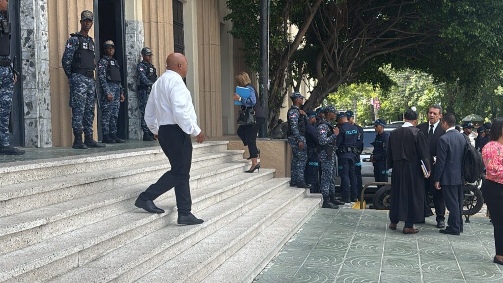 Fuerte seguridad en Ciudad Nueva por lectura de sentencia del caso Antipulpo - Noticias de hoy en República Dominicana | De Último Minuto