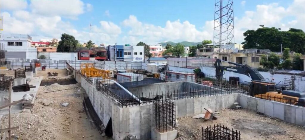 Residentes de San Cristóbal dicen que temen cruzar la calle donde ocurrió la explosión - Noticias de hoy en República Dominicana | De Último Minuto