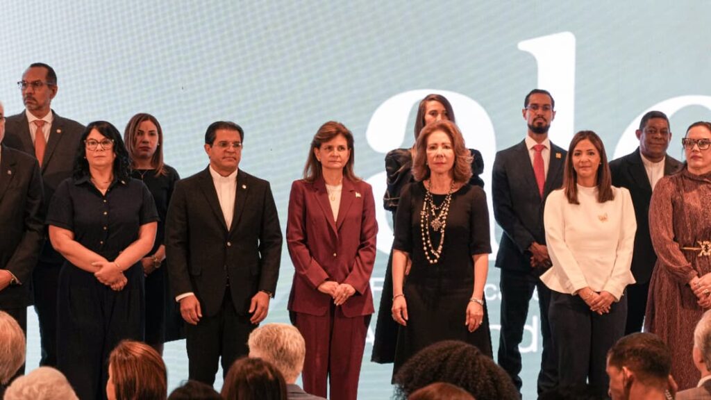 Anuncian becas del Fondo Académico Alexandra Grullón en honor especial a víctimas Jet Set - Noticias de hoy en República Dominicana | De Último Minuto