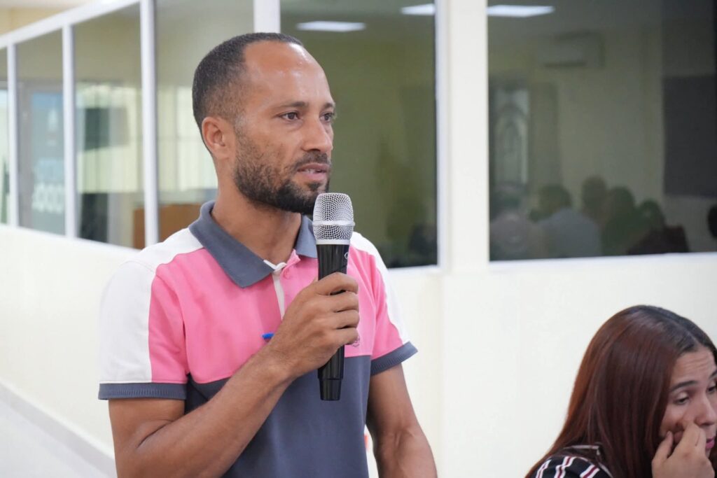 "Escuela en Peralta no está en convenio con la Iglesia Católica", afirma viceministro - Noticias de hoy en República Dominicana | De Último Minuto