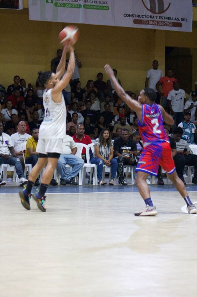 Torneo Superior de Baloncesto de Yamasá 2025 se consolida - Noticias de hoy en República Dominicana | De Último Minuto
