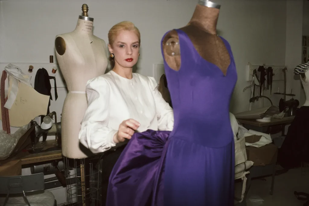 El emporio de Carolina Herrera: la dama de los perfumes, la elegancia y las camisas blancas - Noticias de hoy en República Dominicana | De Último Minuto