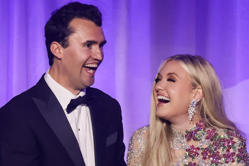 Esposa de Charlie Kirk promete continuar con su legado tras su asesinato - Noticias de hoy en República Dominicana | De Último Minuto