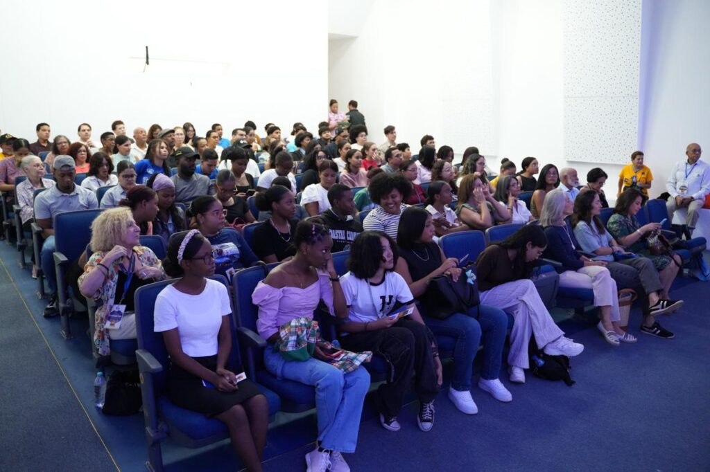 Multiplicando Letras impulsa el acceso a la cultura y la lectura en comunidades de todo el país - Noticias de hoy en República Dominicana | De Último Minuto